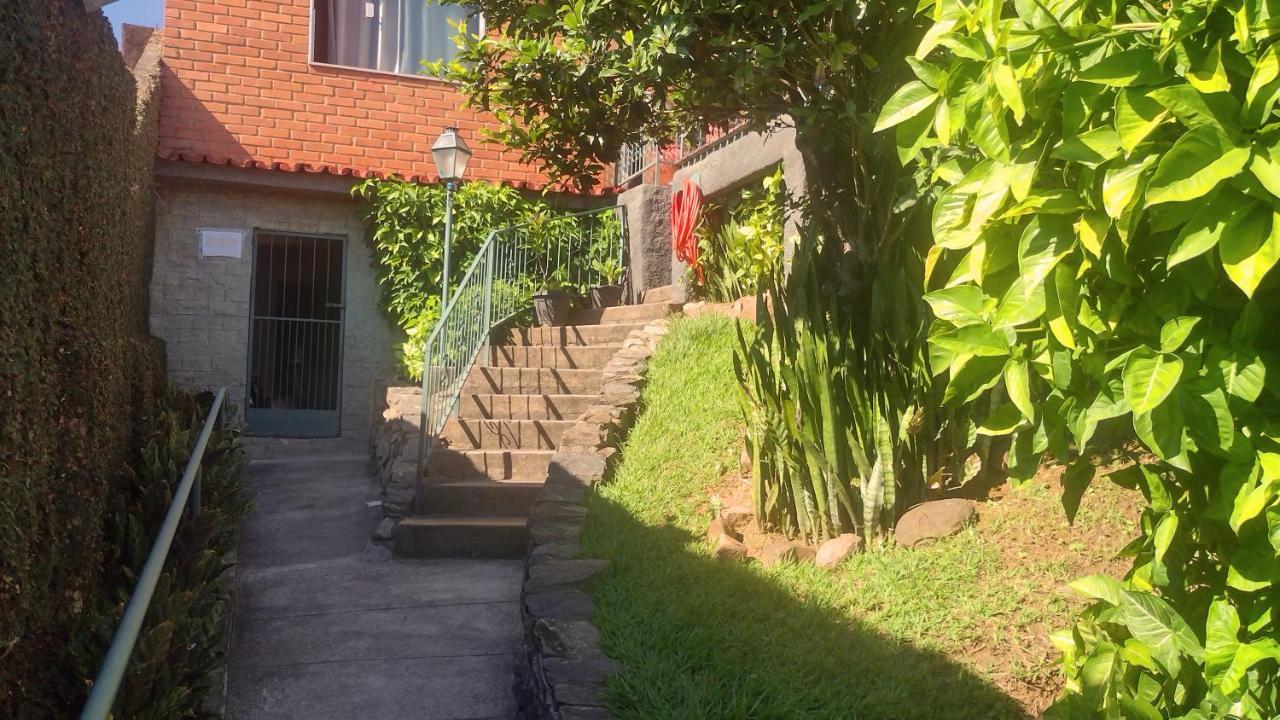 Pousada Vale Das Palmeiras Vassouras Bagian luar foto