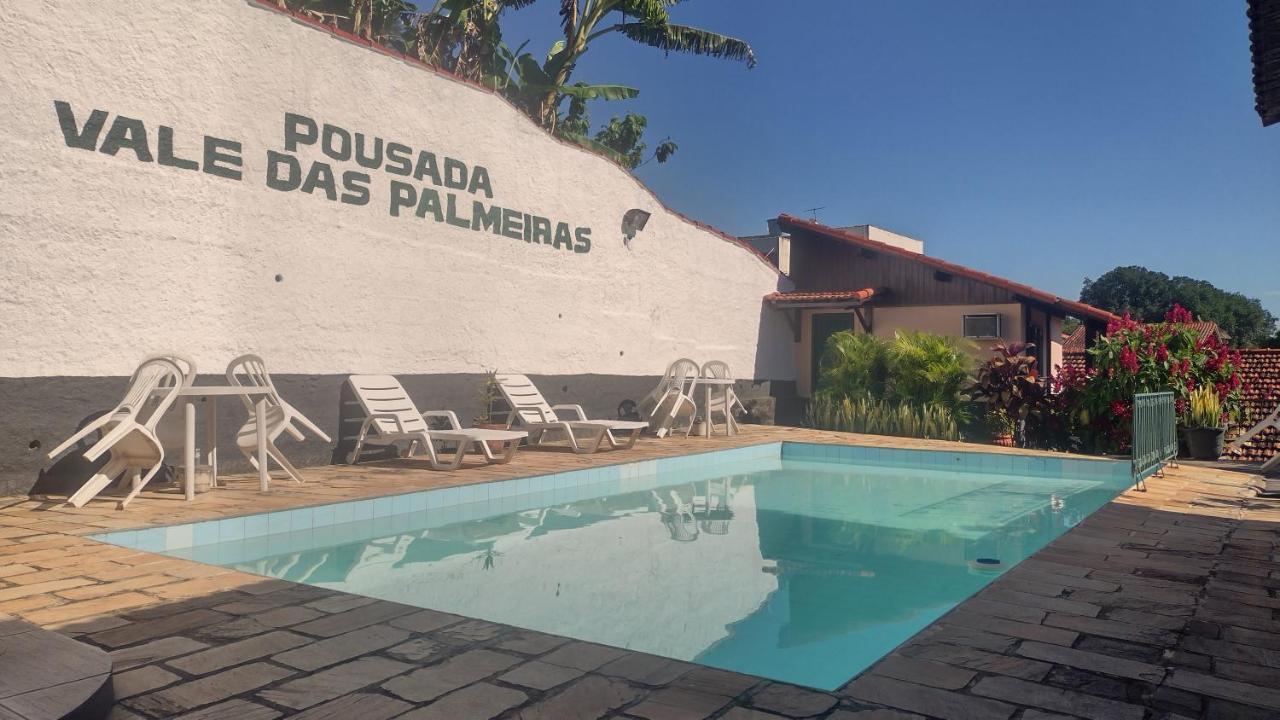 Pousada Vale Das Palmeiras Vassouras Bagian luar foto