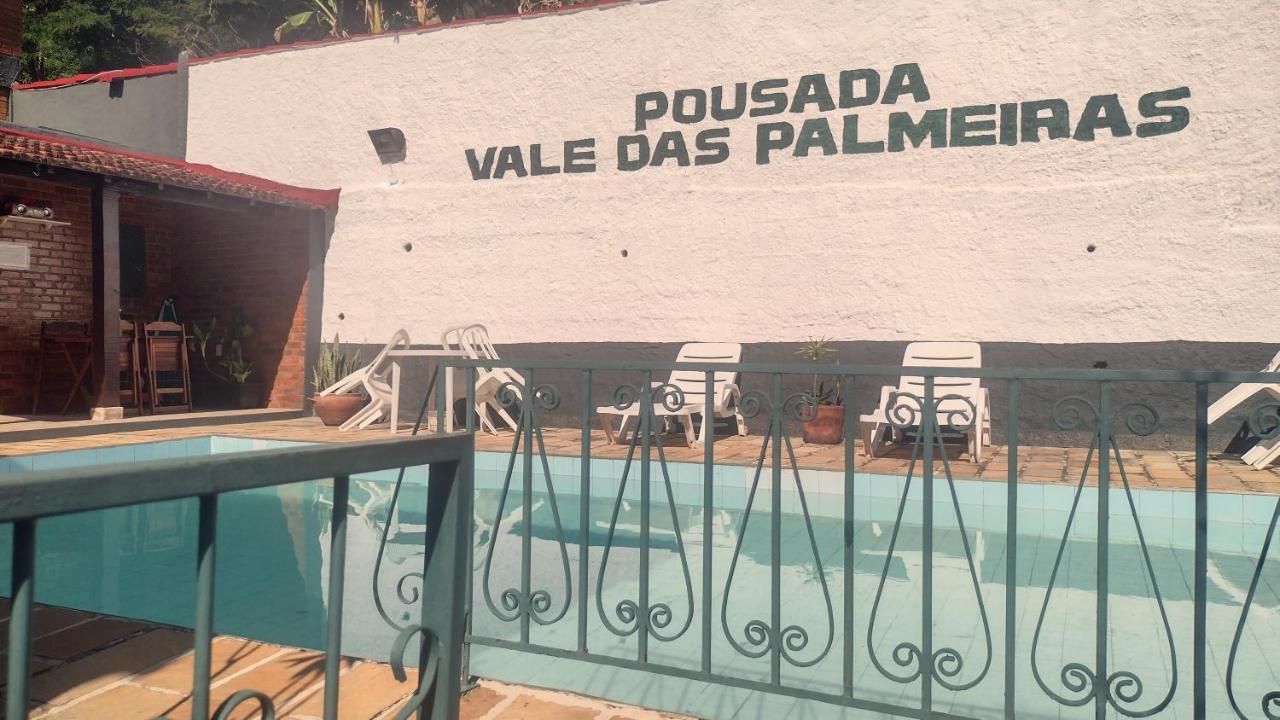 Pousada Vale Das Palmeiras Vassouras Bagian luar foto